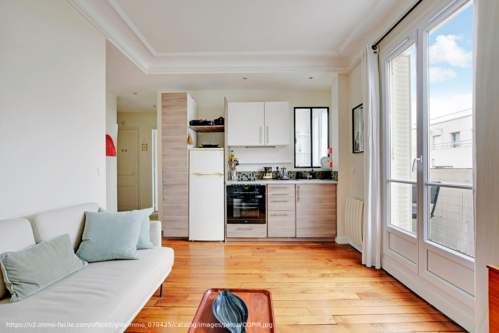 Paris 19 : Appartement 2 pièces avec balcon