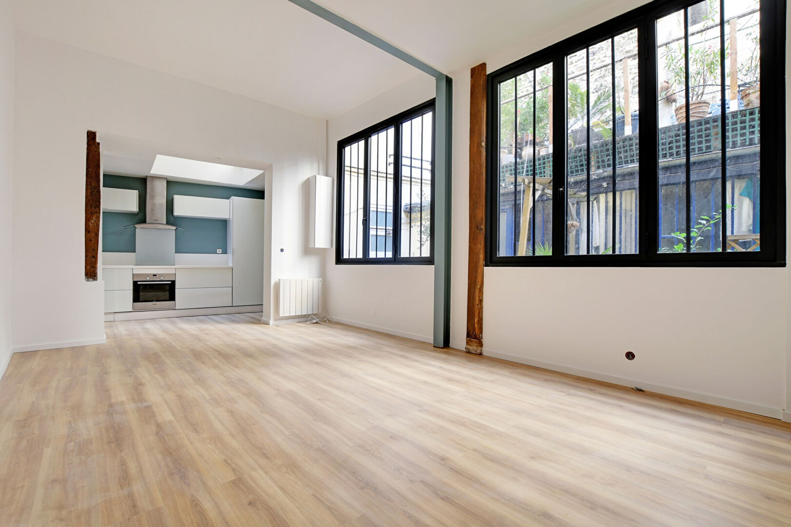 Loft duplex 84.5m² avec cour