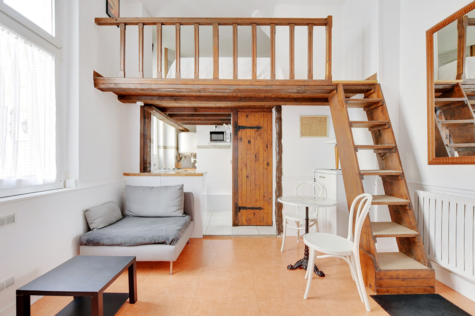 Paris 19 : Studio en duplex de 24.11m² au sol