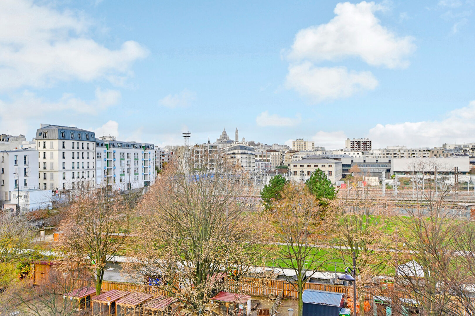 Paris 19 : Appartement 2 pièces à rénover