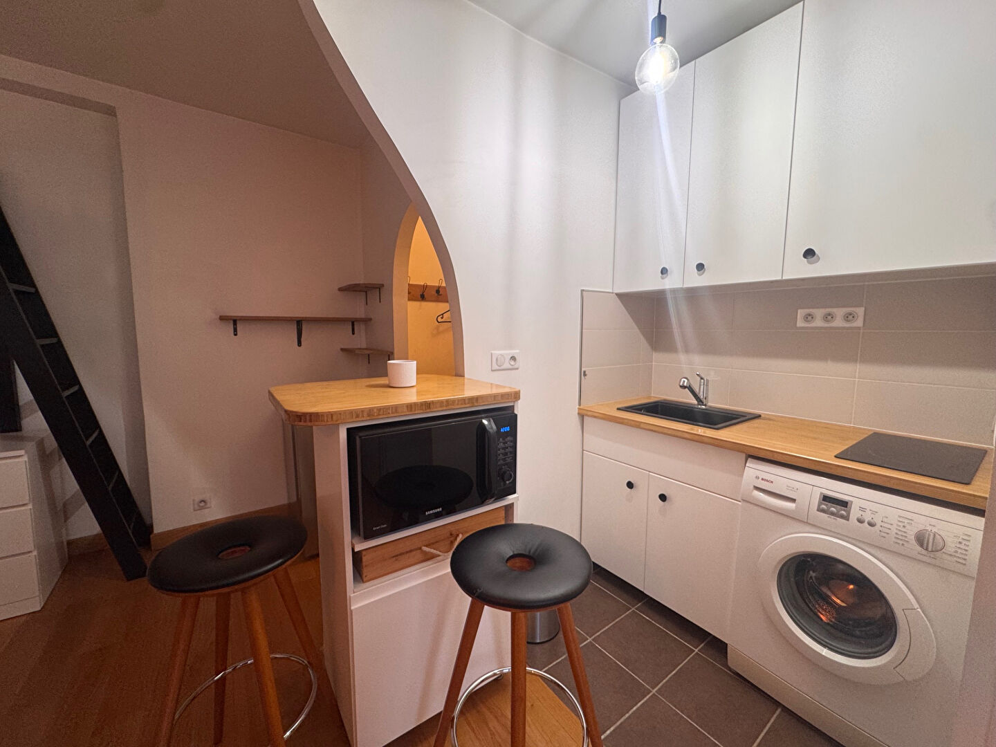 Appartement Paris 1 pièce(s) 22.93 m2