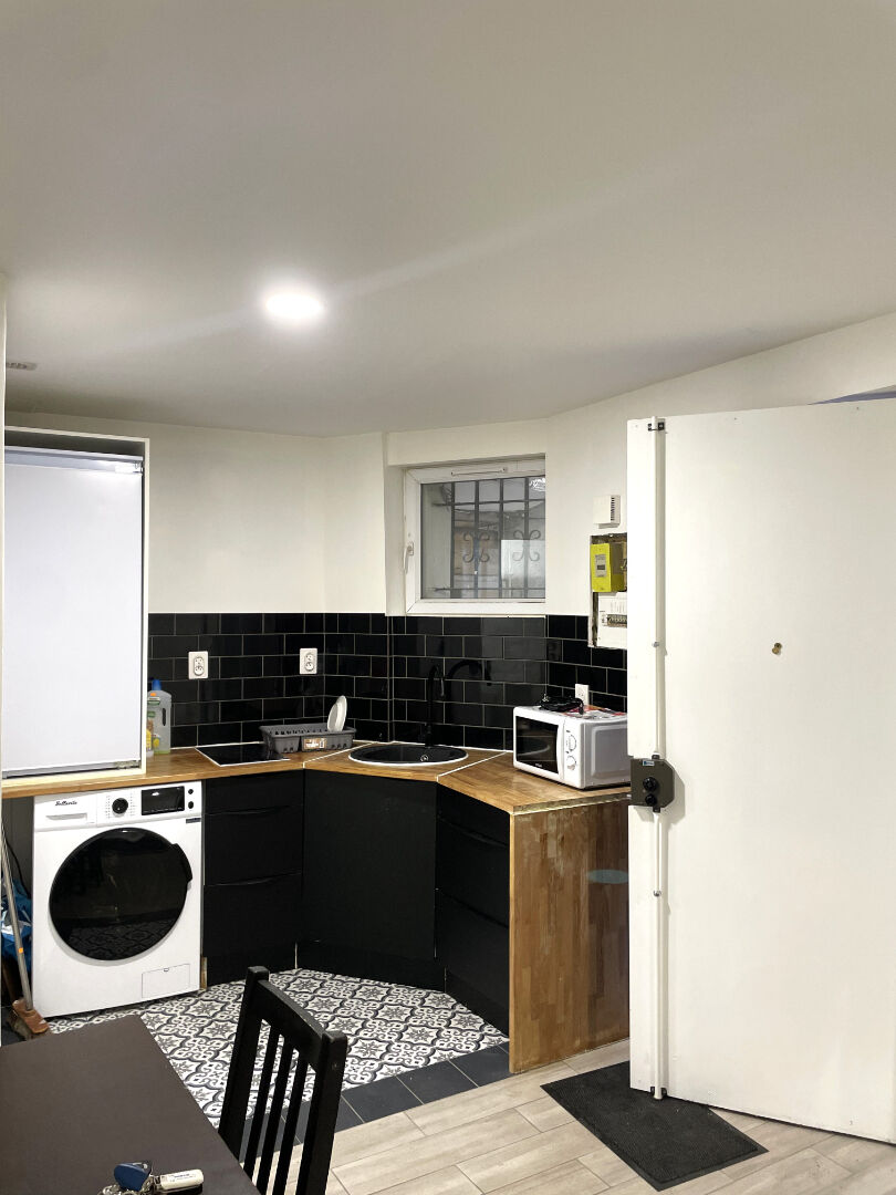 Paris 19 : Studio de 21.52m² en rez-de-chaussée