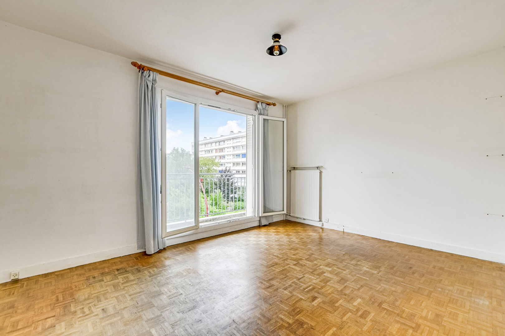 Pré Saint Gervais : Appartement 2 pièces à rénover