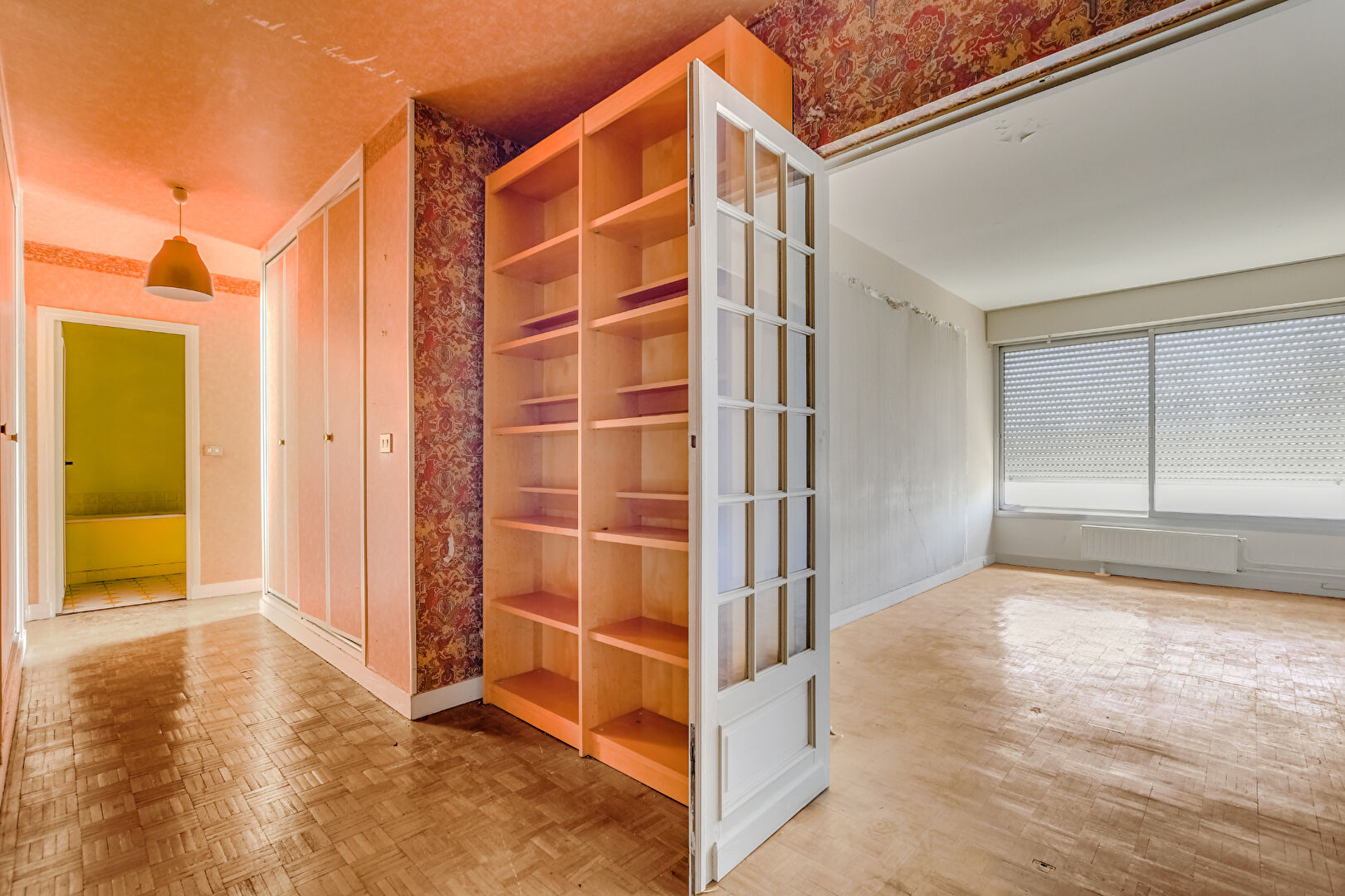 Paris 19 : Appartement 4 pièces en dernier étage